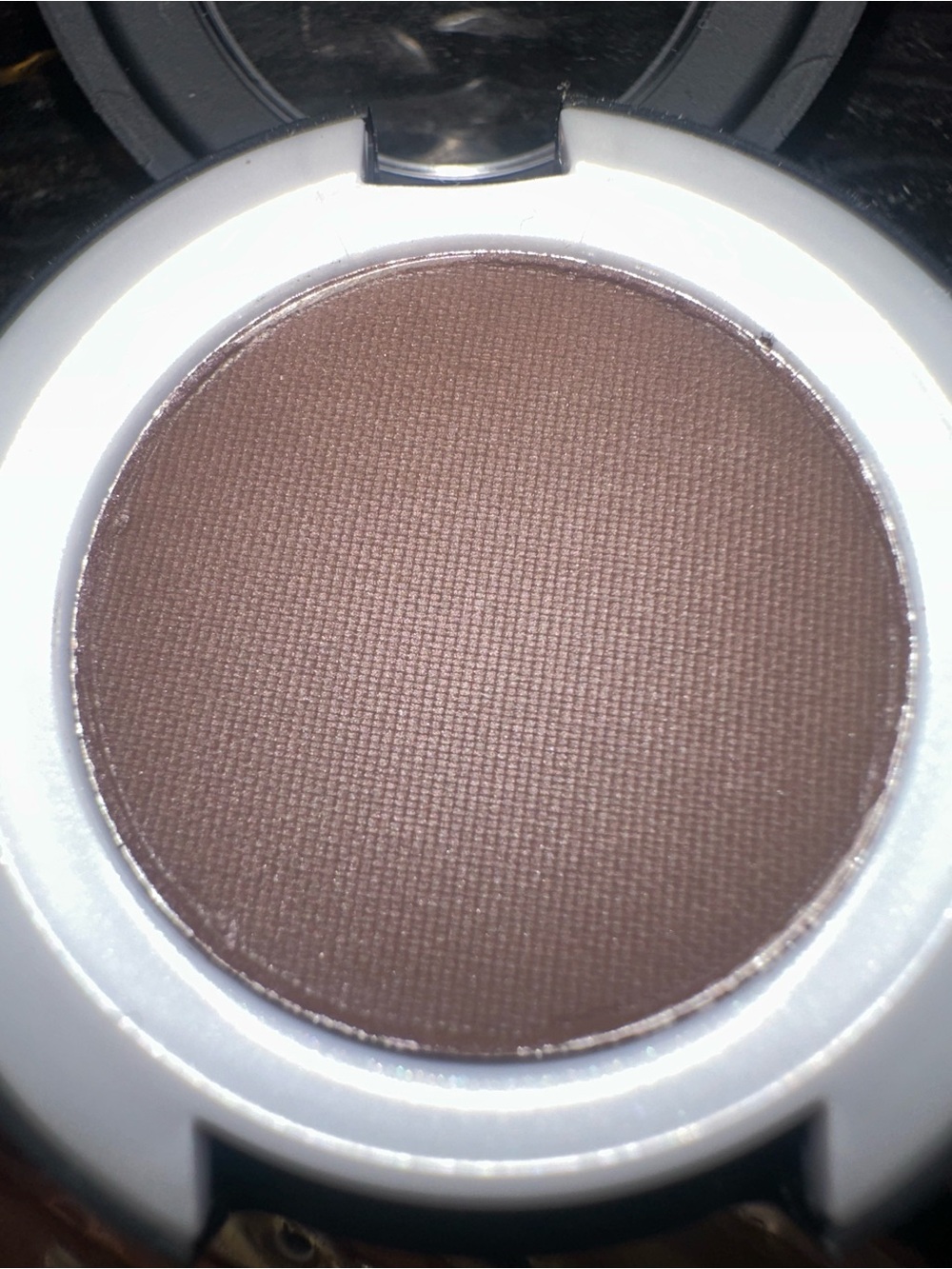 MAC Give A Glam Powder Kiss Eyeshadow — Brand New